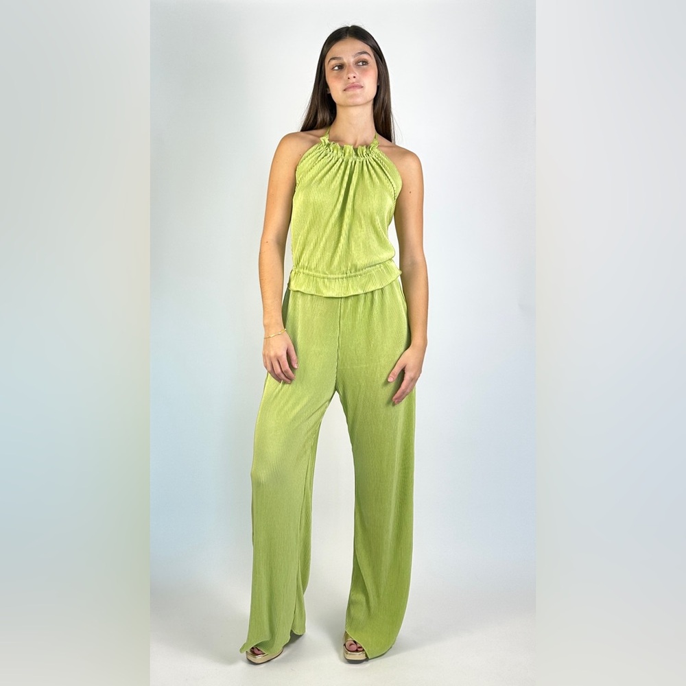 Pleated Open Back Set - Picture 6 of 13